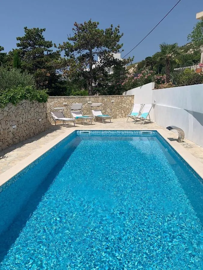 Apartment Villa Perla Baska