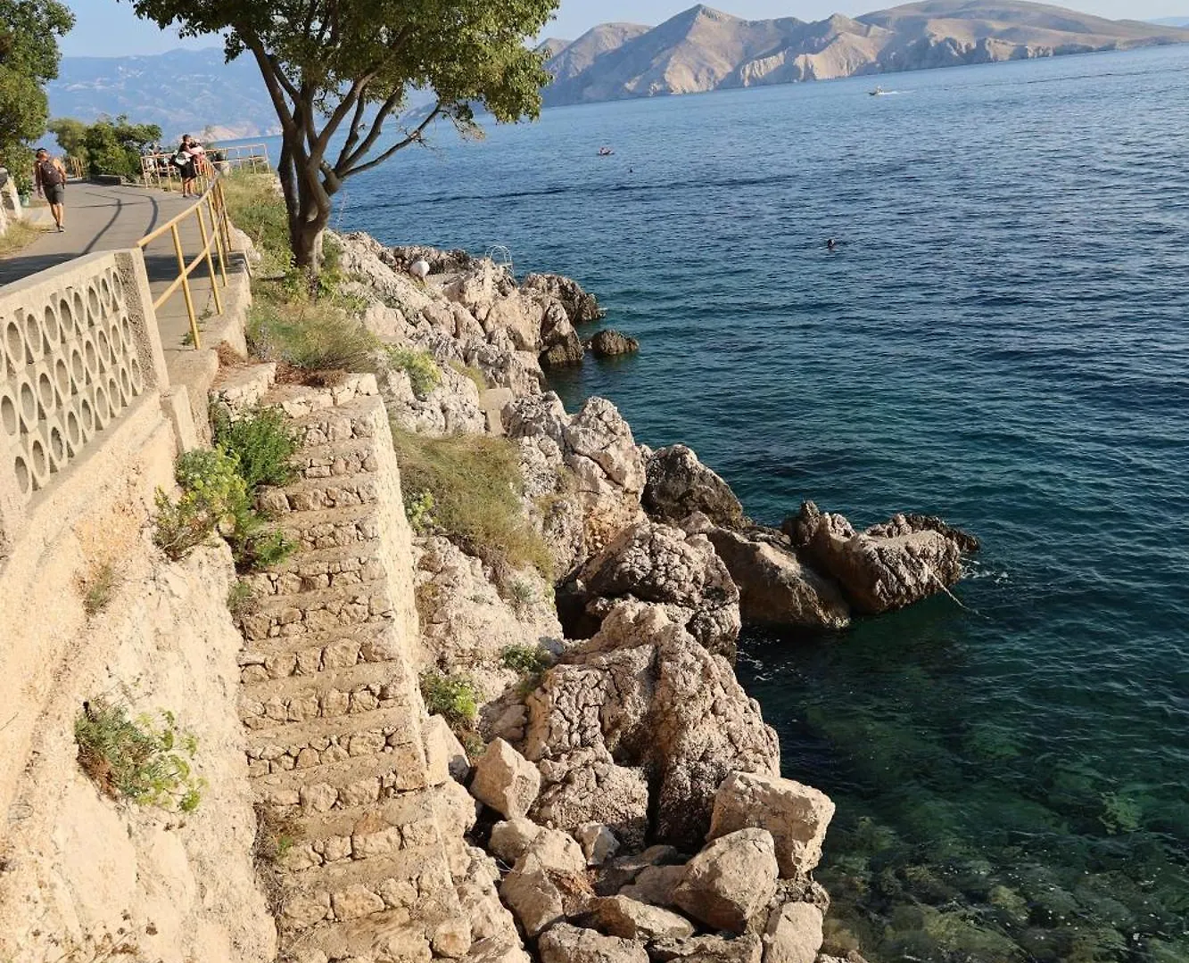 Apartment Villa Perla Baska