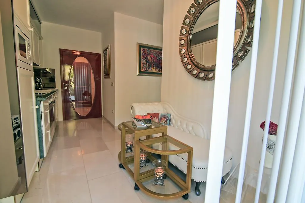 Apartment Villa Perla Baska