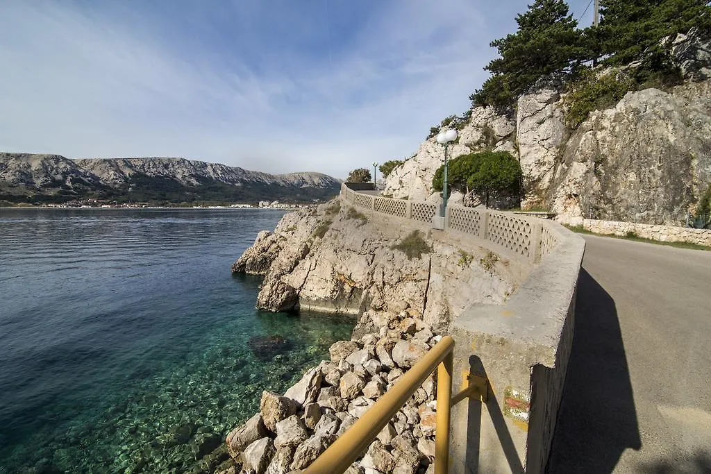 Villa Perla Baska 0*, Baška